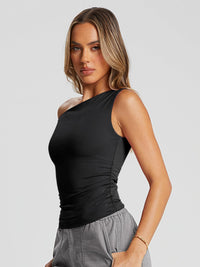 Trendy Queen Women's Off The Shoulder Tank Top, Sleeveless Stretchy Going Out Crop Top, Y2K Fashion T-Shirt for Summer Black M