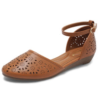 MaxMuxun Sandals for Women 2026 Roman Ankle Strap Low Wedge Heel Flats for Women Cage Closed Toe Flat Sandals with Cushioned Footbed Camel