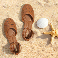 MaxMuxun Sandals for Women 2026 Roman Ankle Strap Low Wedge Heel Flats for Women Cage Closed Toe Flat Sandals with Cushioned Footbed Camel